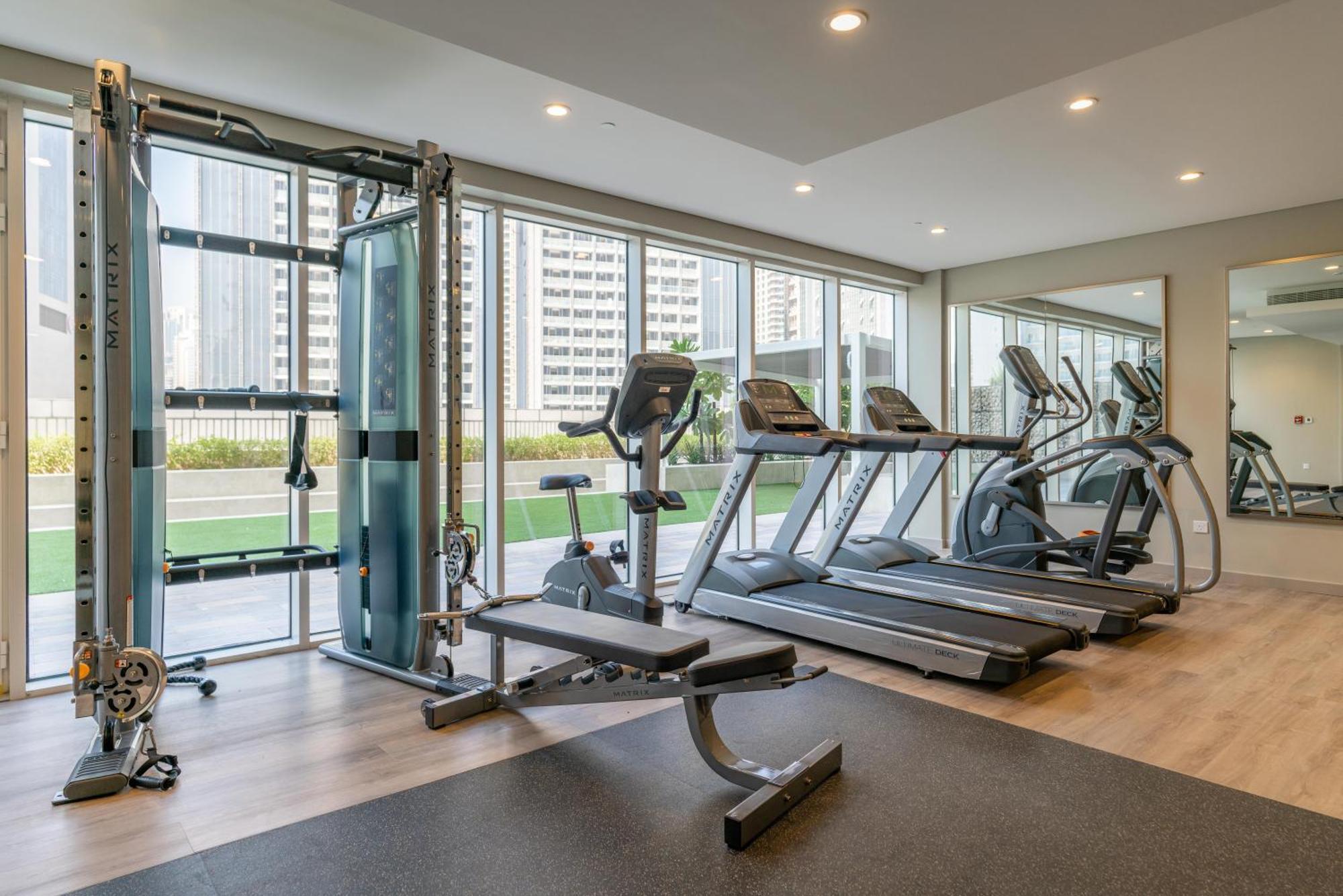 Delightful 2Br Apartment At Reva Residences Dubai Exterior photo
